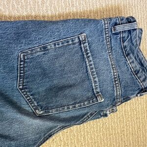 Garage brand, Mom jeans